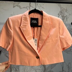 Zara Cropped Collar Top